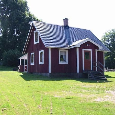 Aemtoen Villa Knared Exterior photo